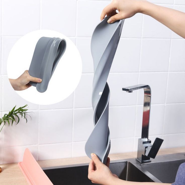 soulmate_ Sink Splashback Protector Sink Water Barrier Strong Suction Cup Kitchen Sink Splash Guard Oil-proof Water Deflector for Southeast Asian Buyers